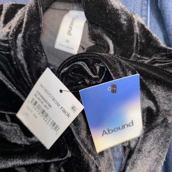 🔥NEW🔥 Nordstrom ABOUND Velvet VELOUR TRAPEZE Ling Sleeve Dress in Jet Black XS - Picture 8 of 10